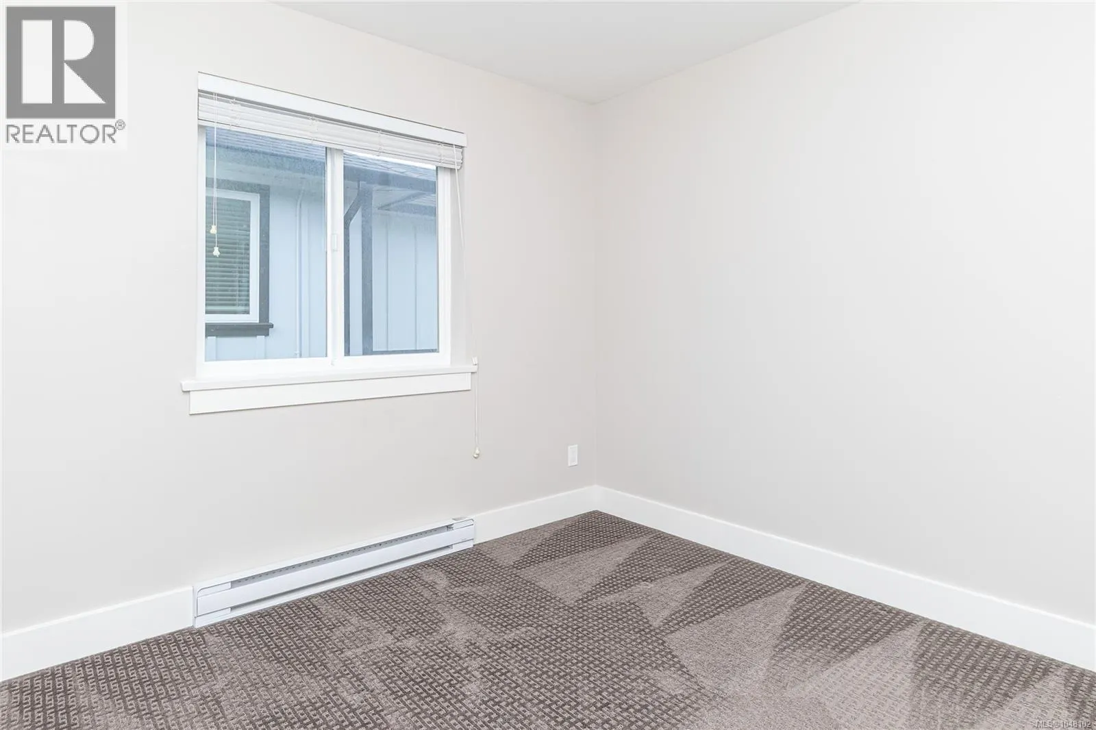 9373 East Saanich Rd