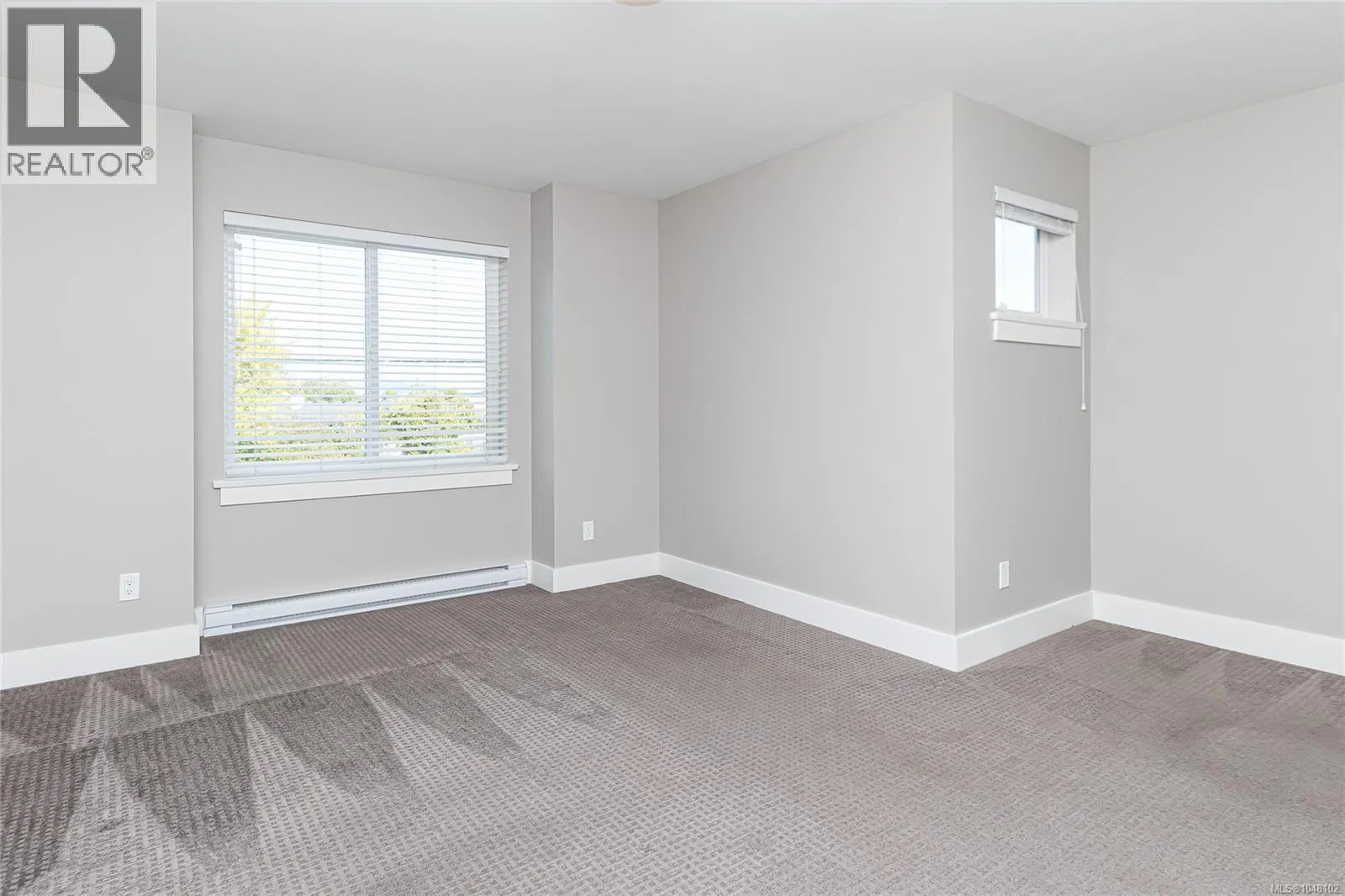 9373 East Saanich Rd