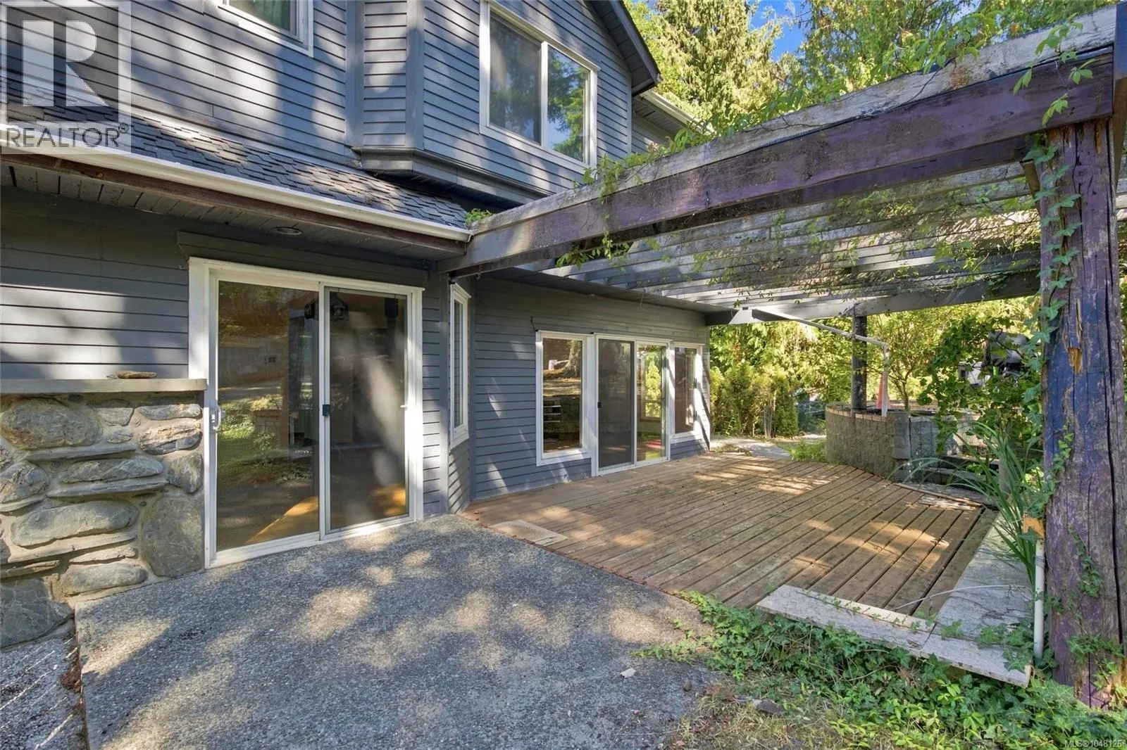 945 Little Mountain Rd