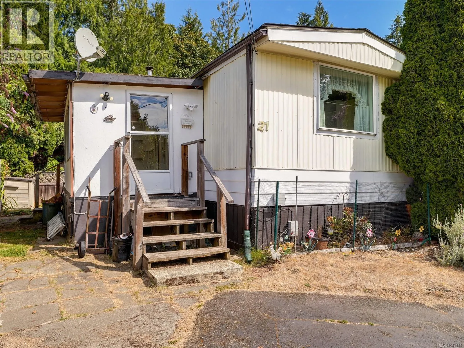 21 2357 Sooke River Rd