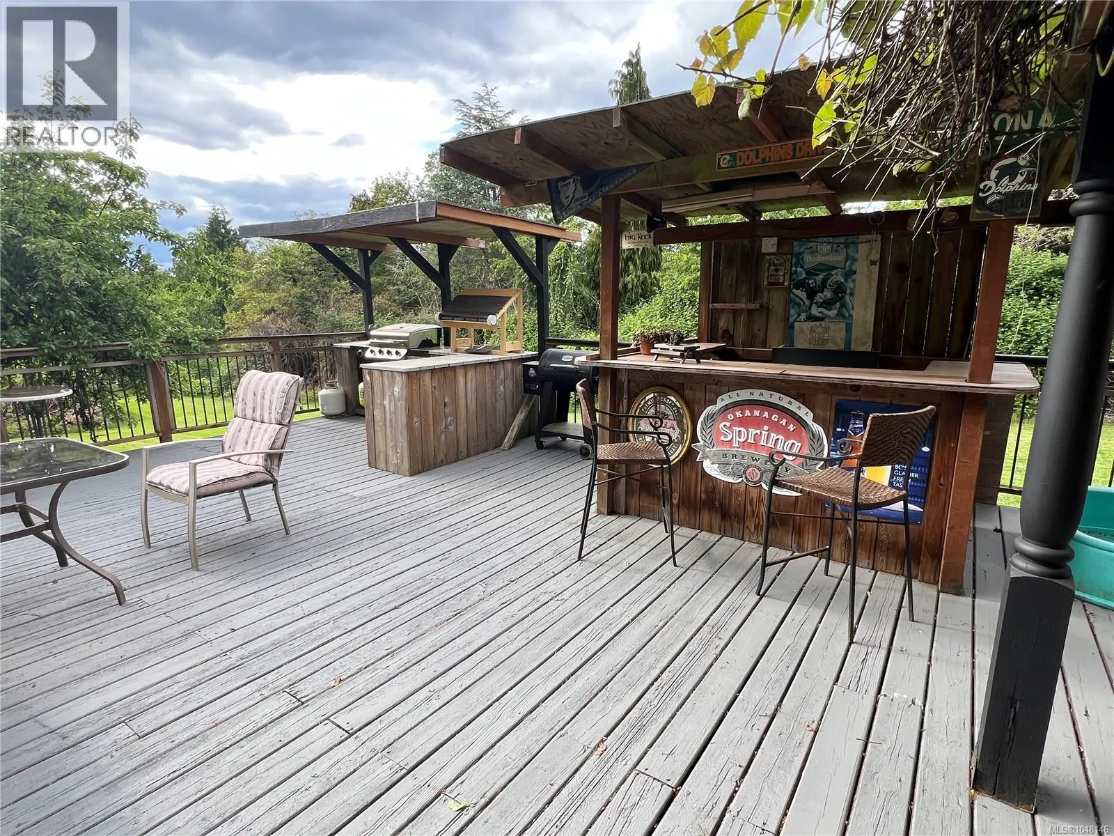 9146 West Saanich Rd