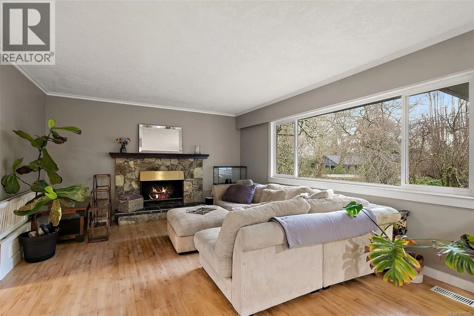 9146 West Saanich Rd