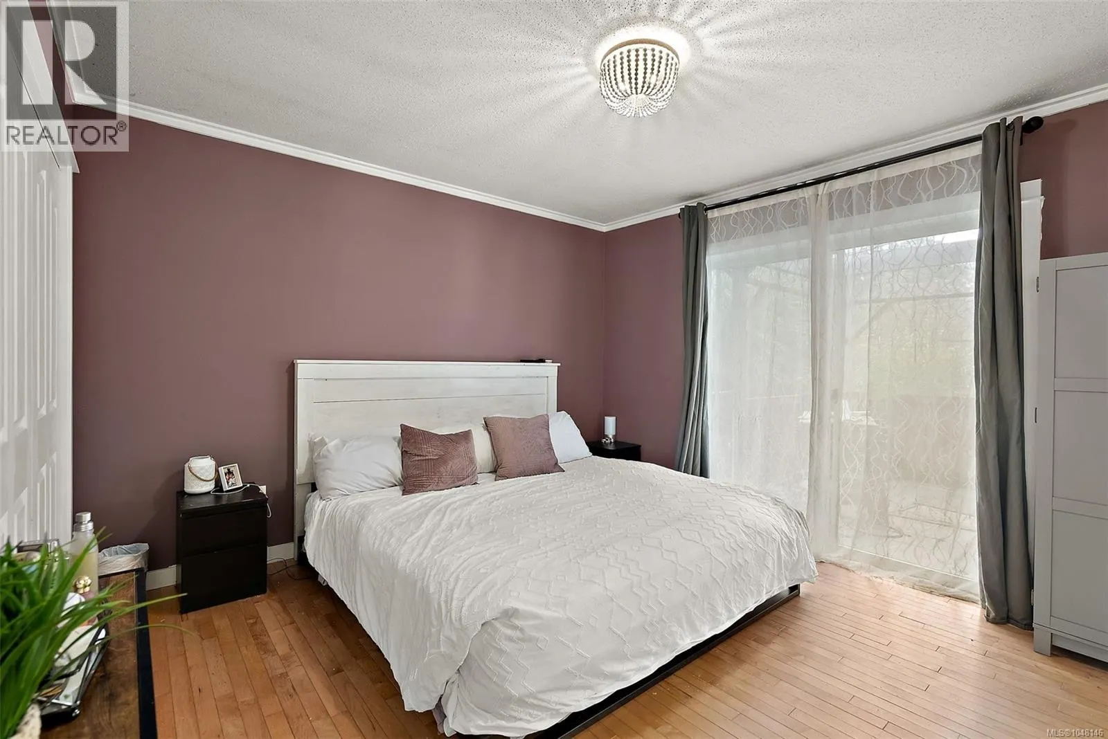 9146 West Saanich Rd