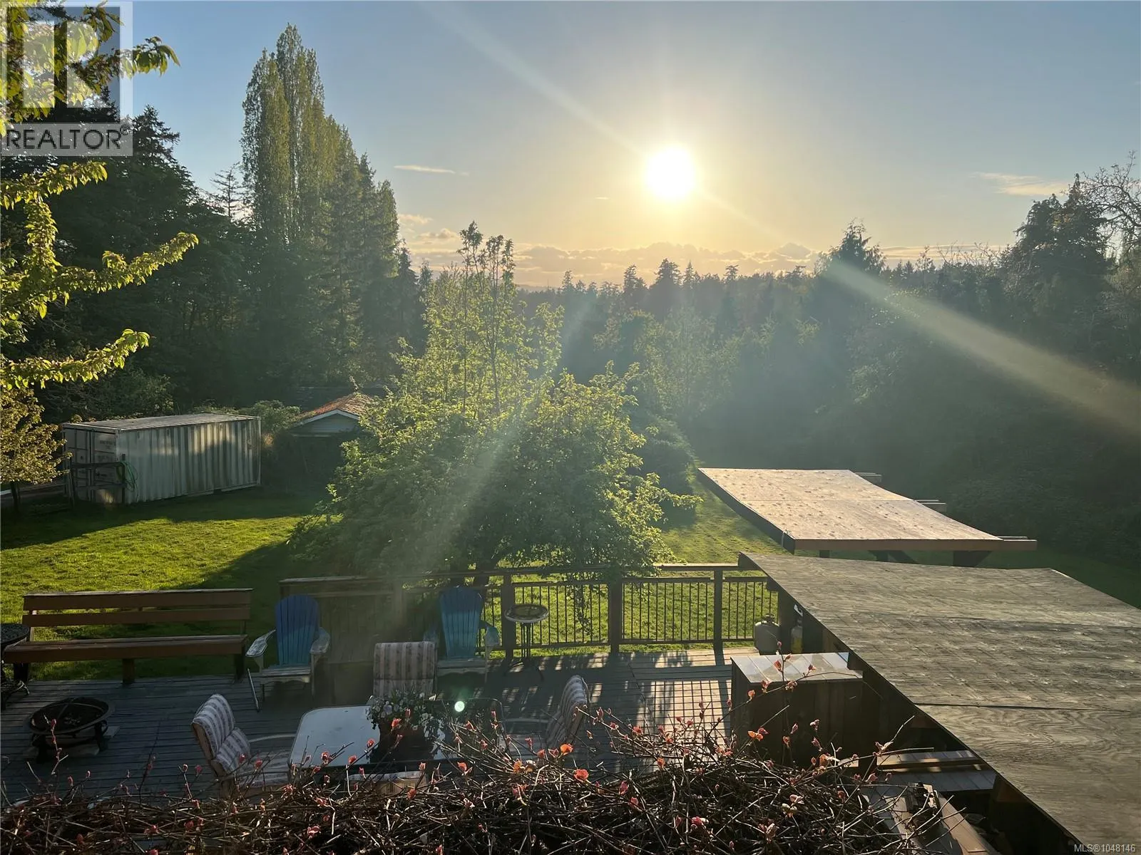 9146 West Saanich Rd