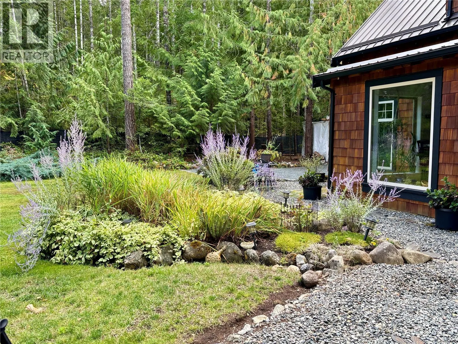 1389 Meadowood Way