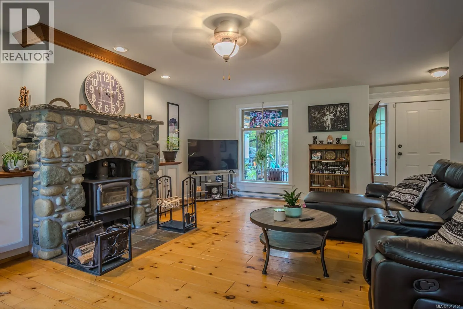 1389 Meadowood Way