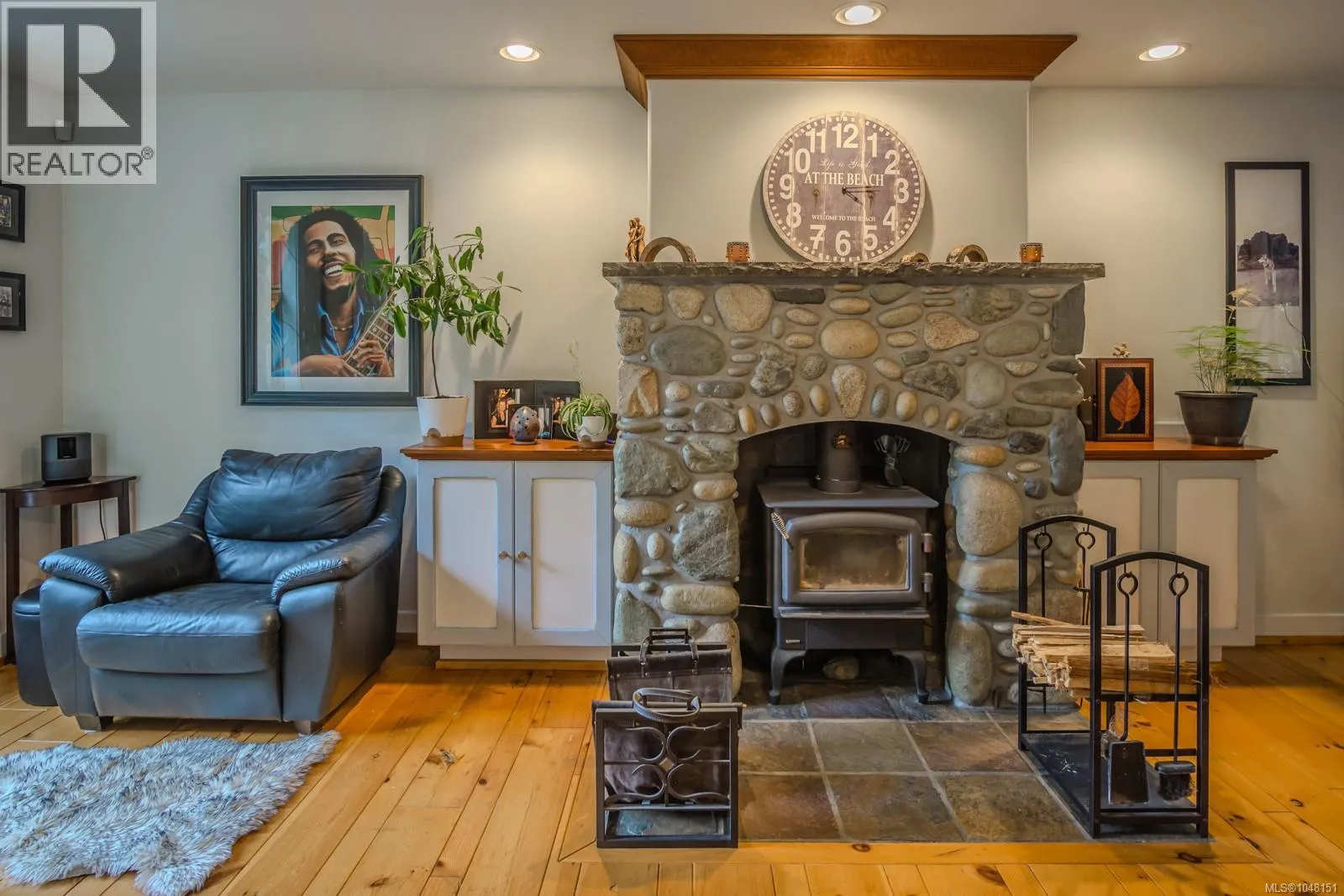 1389 Meadowood Way