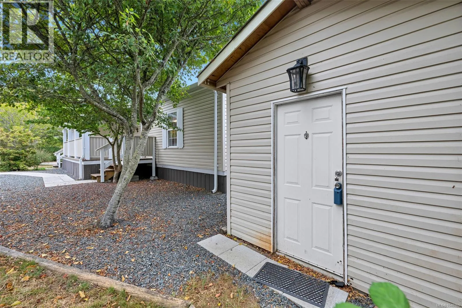 32 7021 Grant Rd