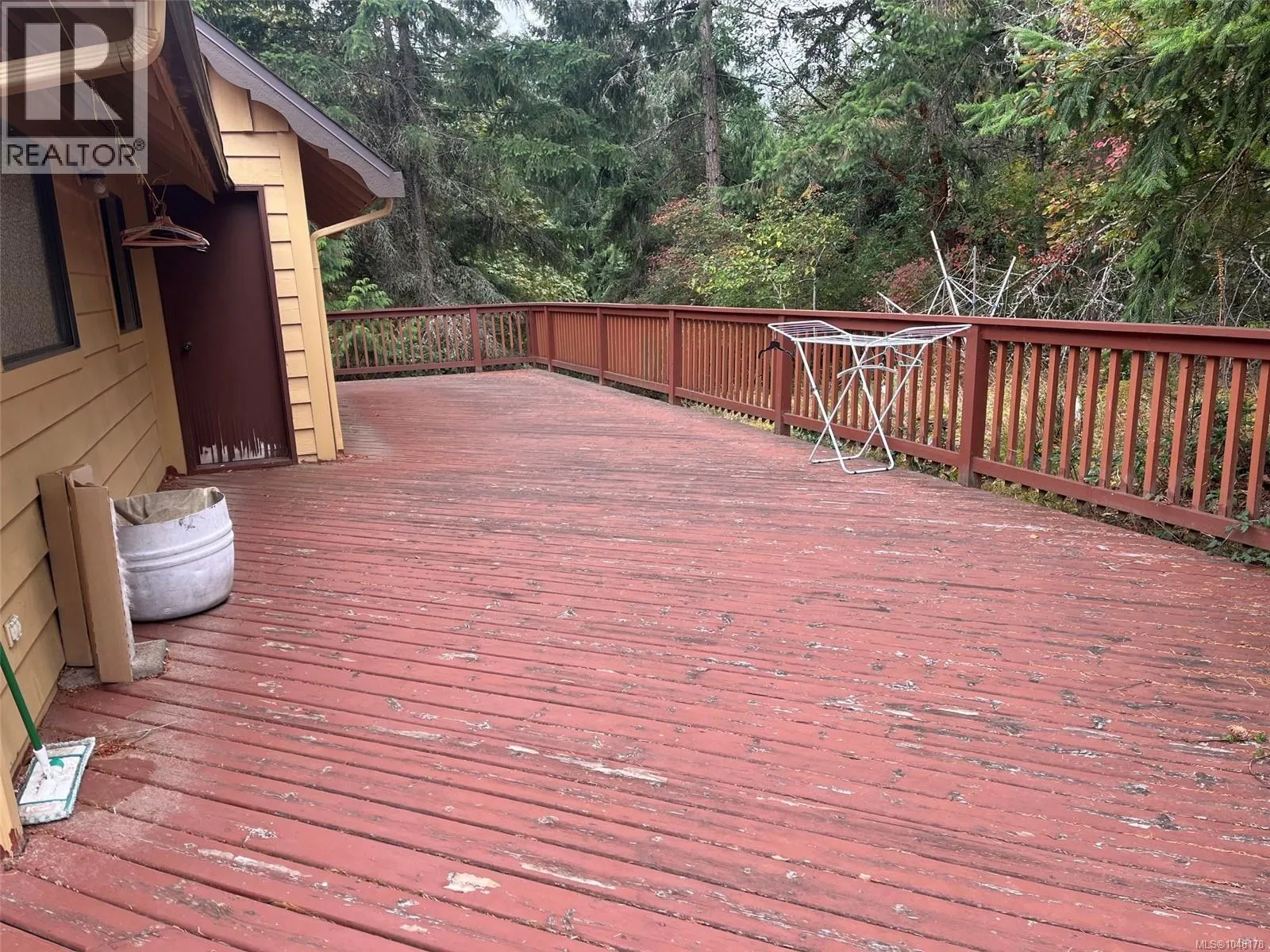 1926 Sea Lion Cres