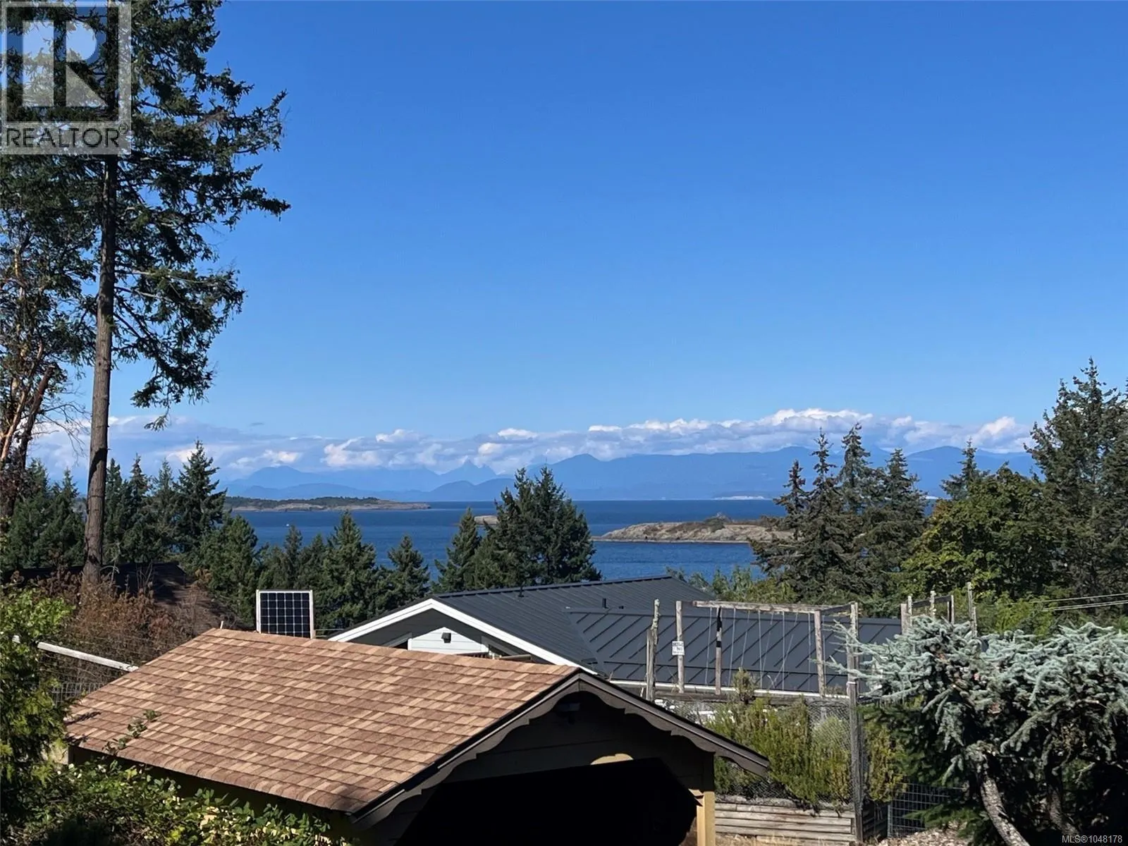 1926 Sea Lion Cres