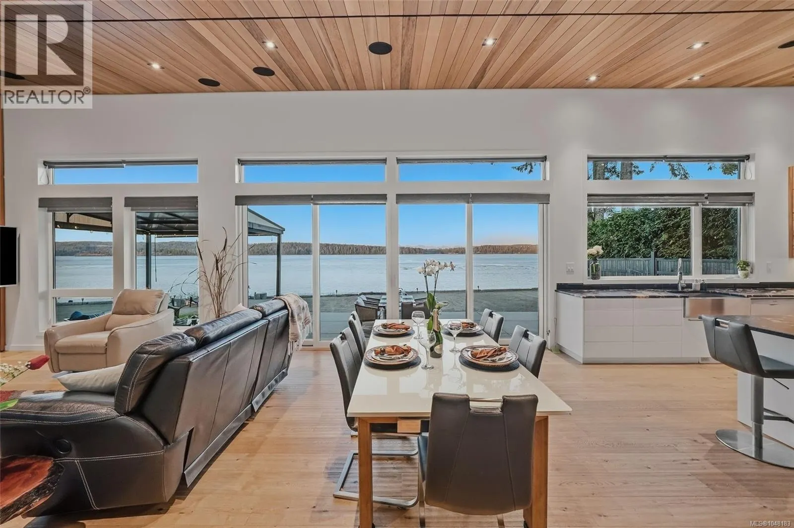 3875 Discovery Dr