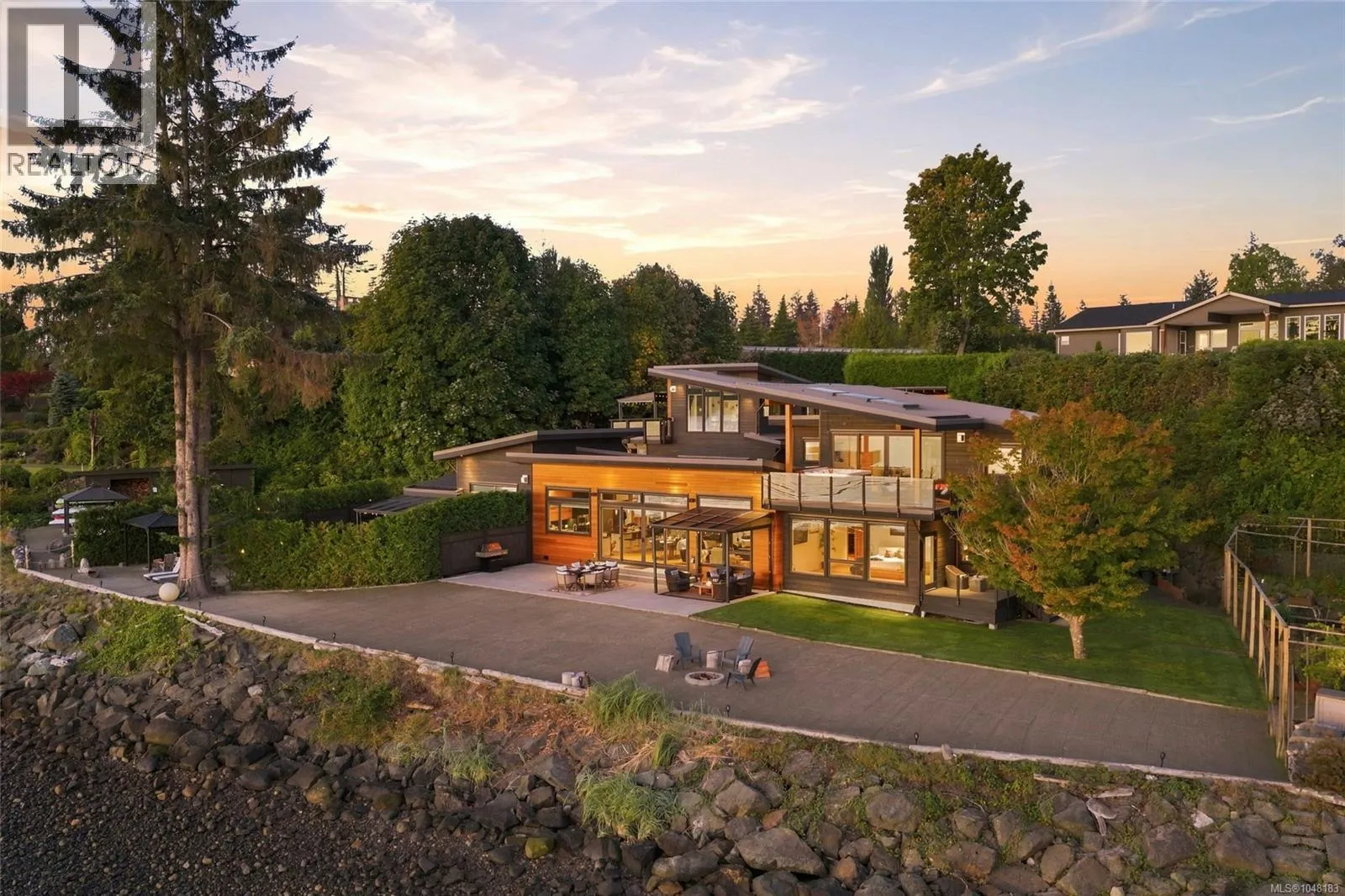3875 Discovery Dr