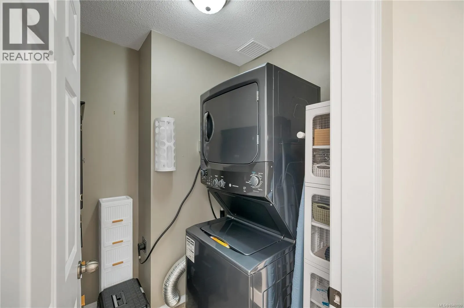 4G 690 Colwyn St