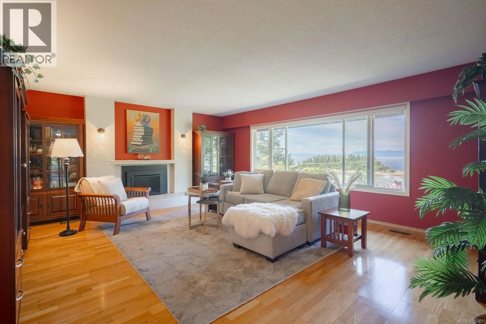 3583 Hammond Bay Rd
