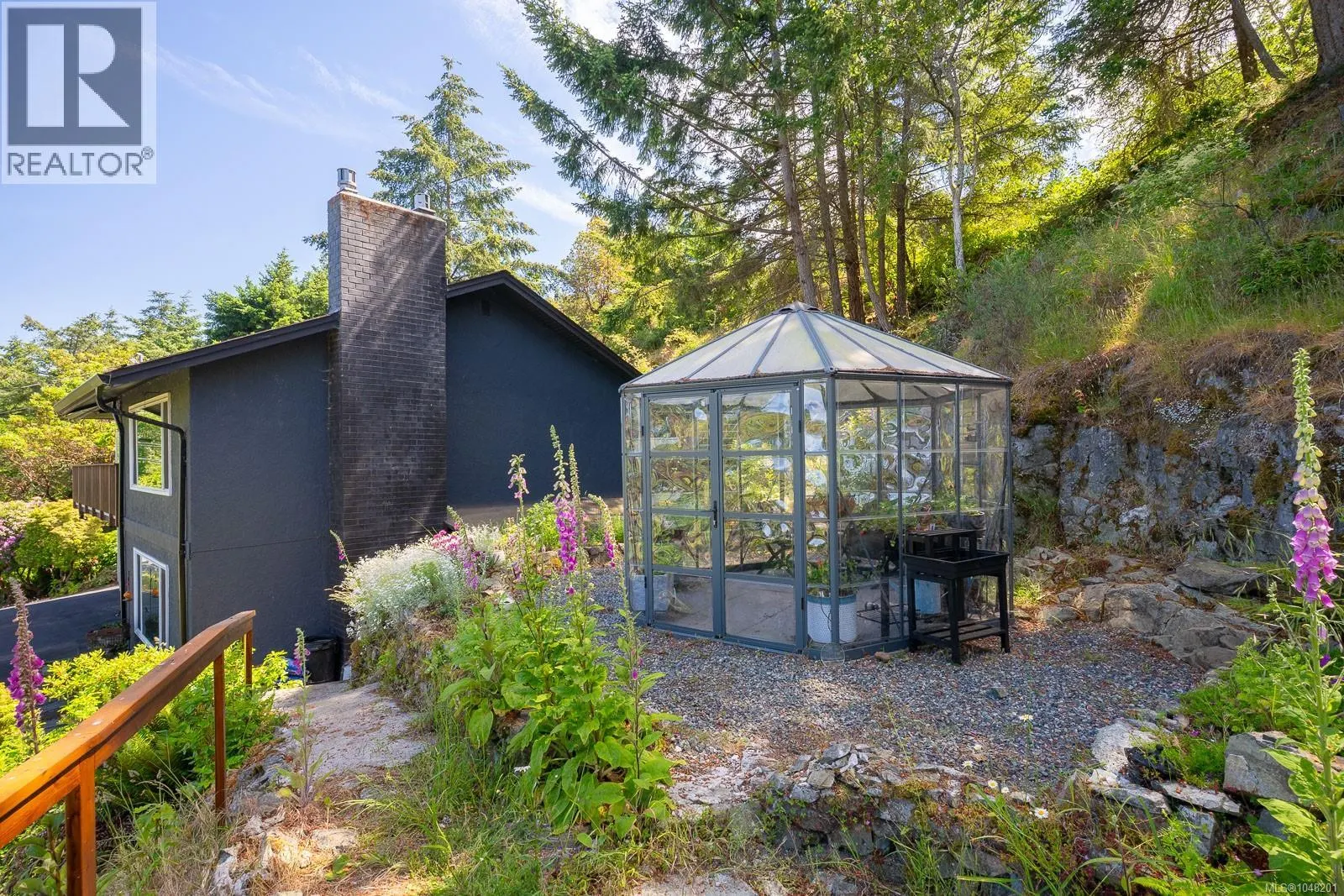 3583 Hammond Bay Rd