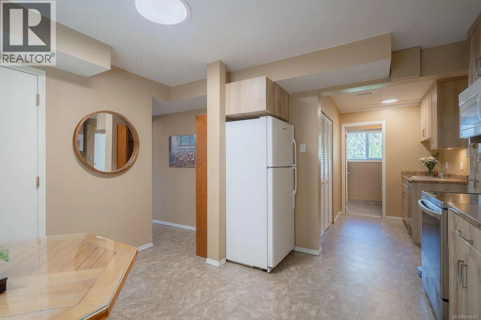 3583 Hammond Bay Rd