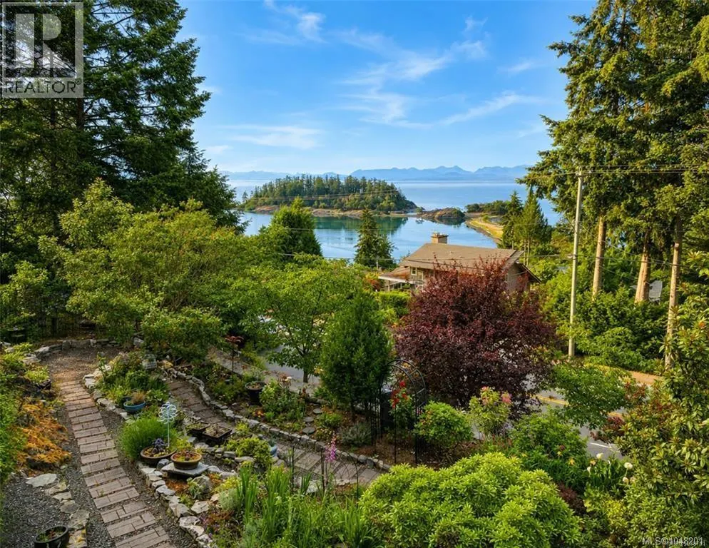 3583 Hammond Bay Rd