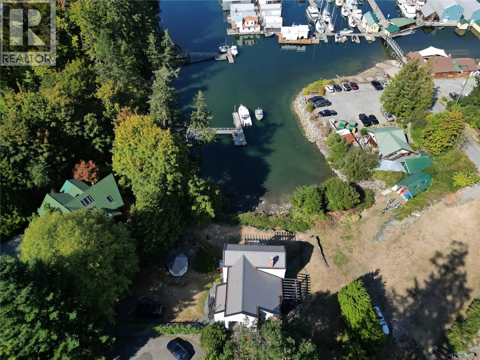 5025 Genoa Bay Rd