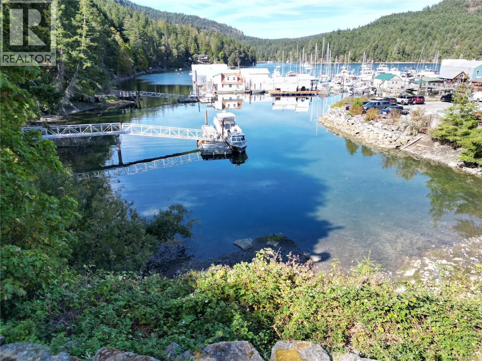 5025 Genoa Bay Rd