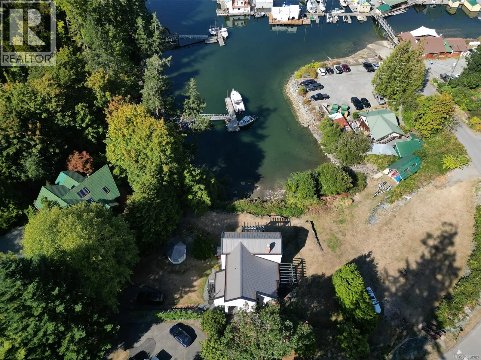 5025 Genoa Bay Rd