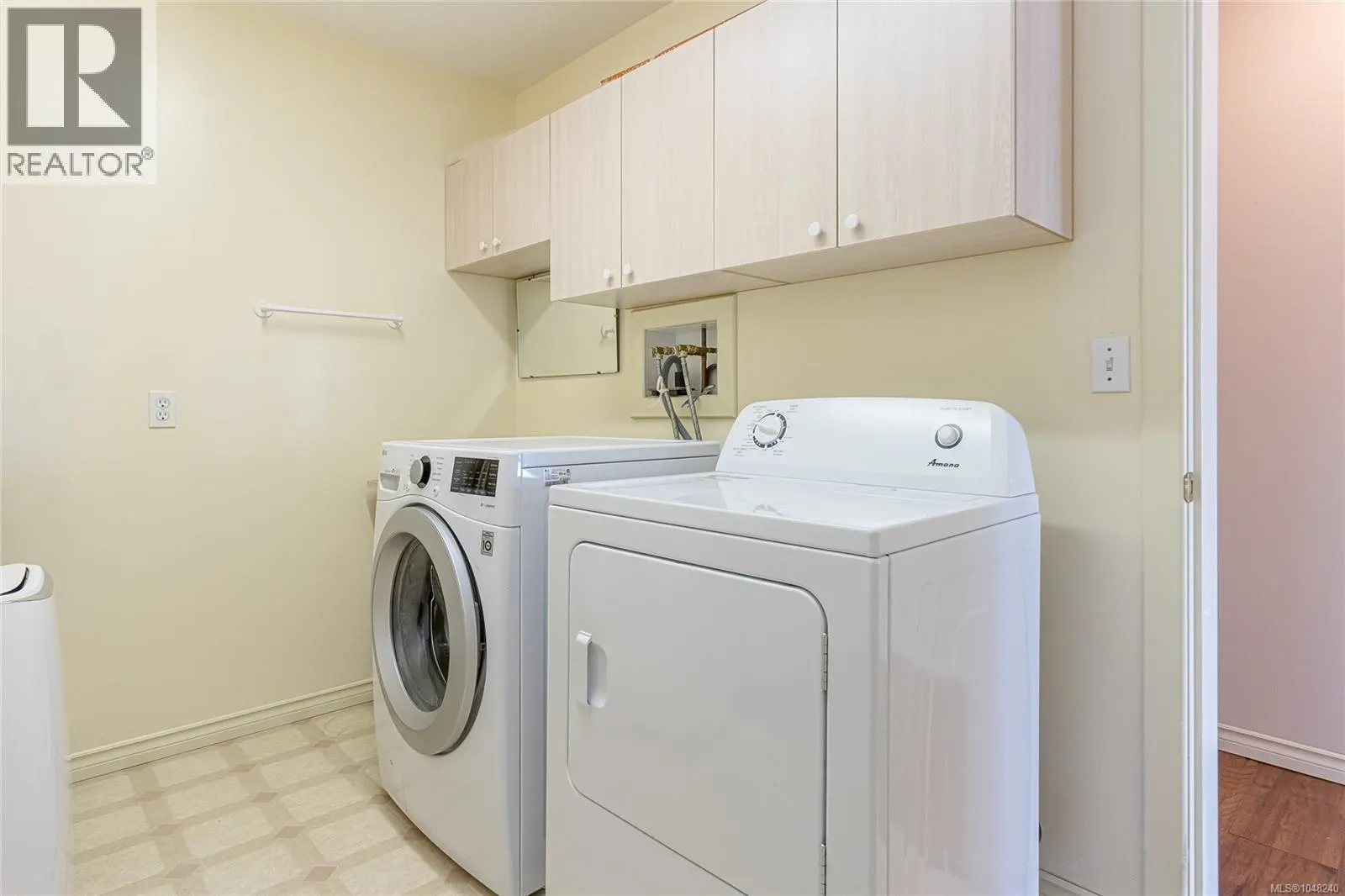3043 Raymur Pl
