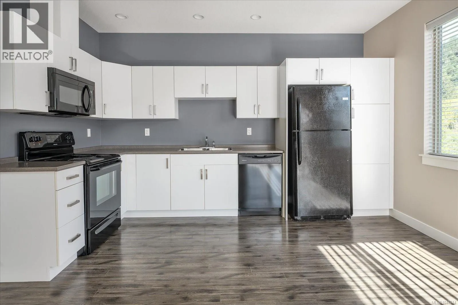 3480 Pacific Edge Way