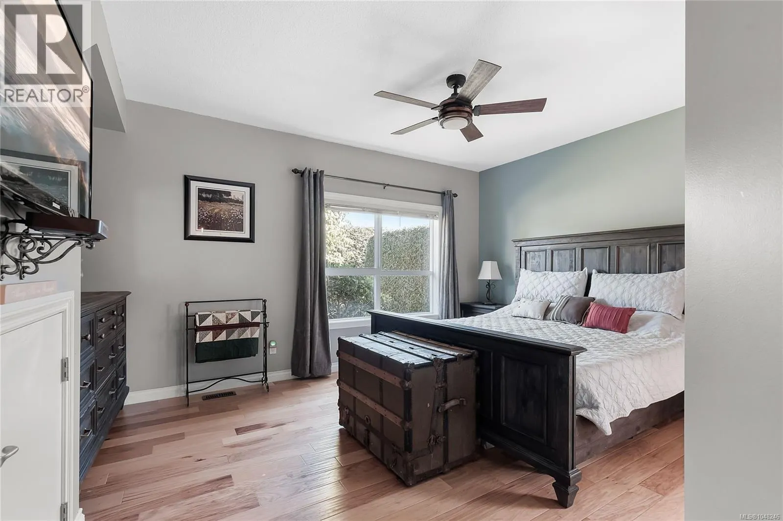 6104 Avery Lane