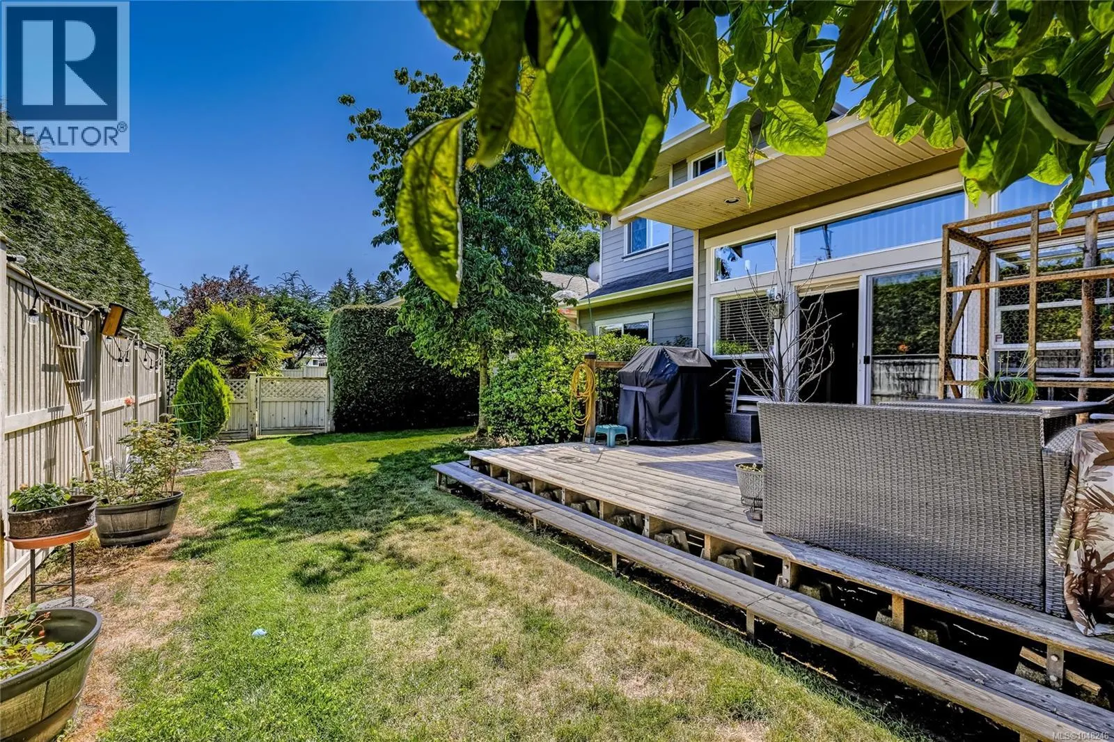 6104 Avery Lane