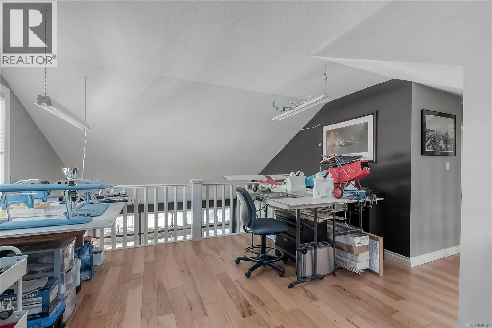6104 Avery Lane