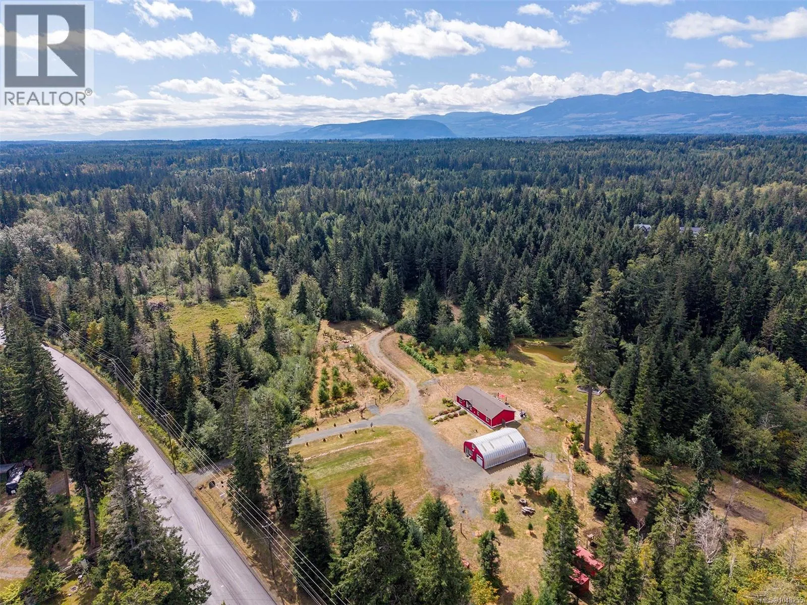 4114 Island Hwy S