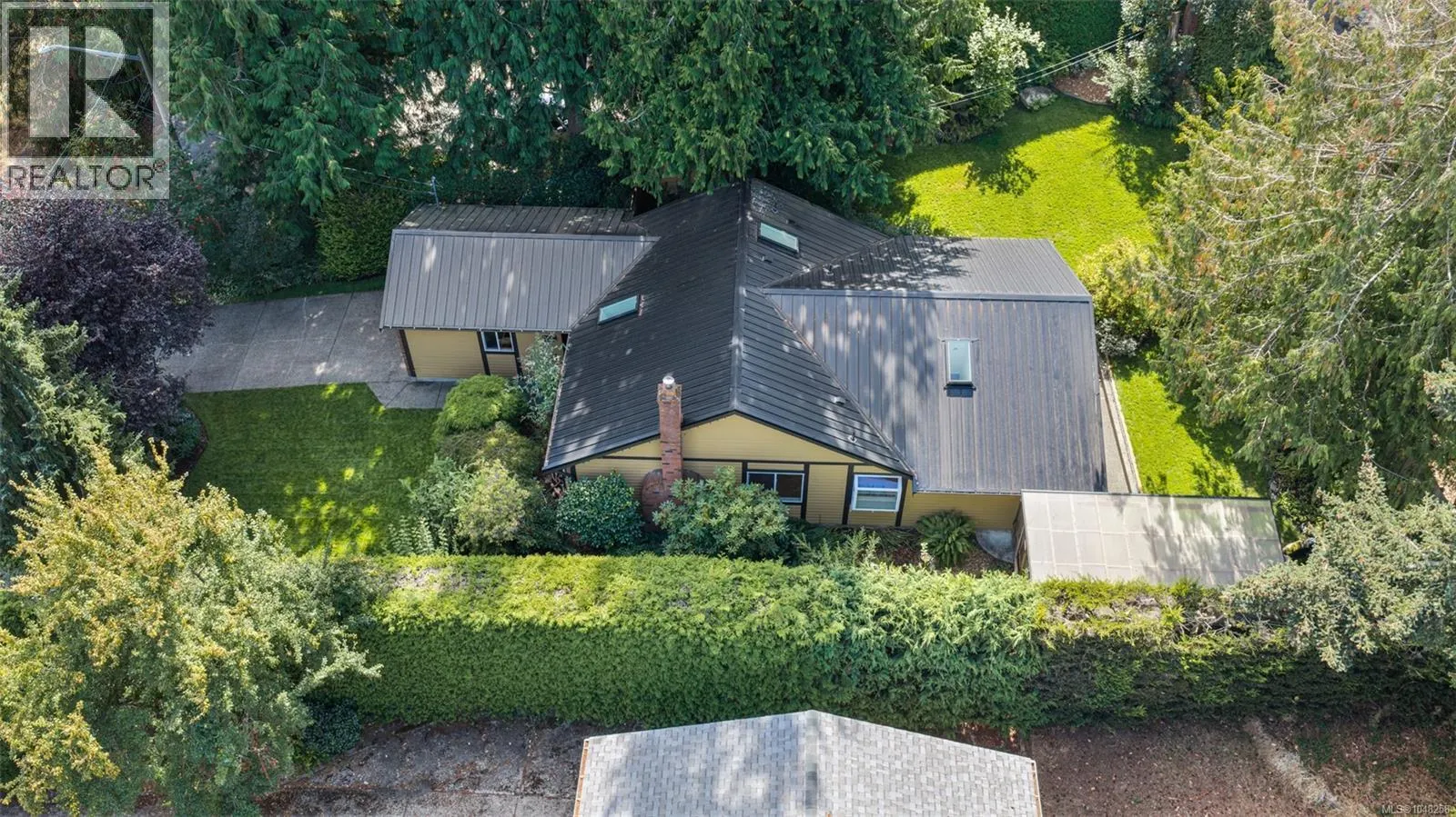 3334 Wishart Pl