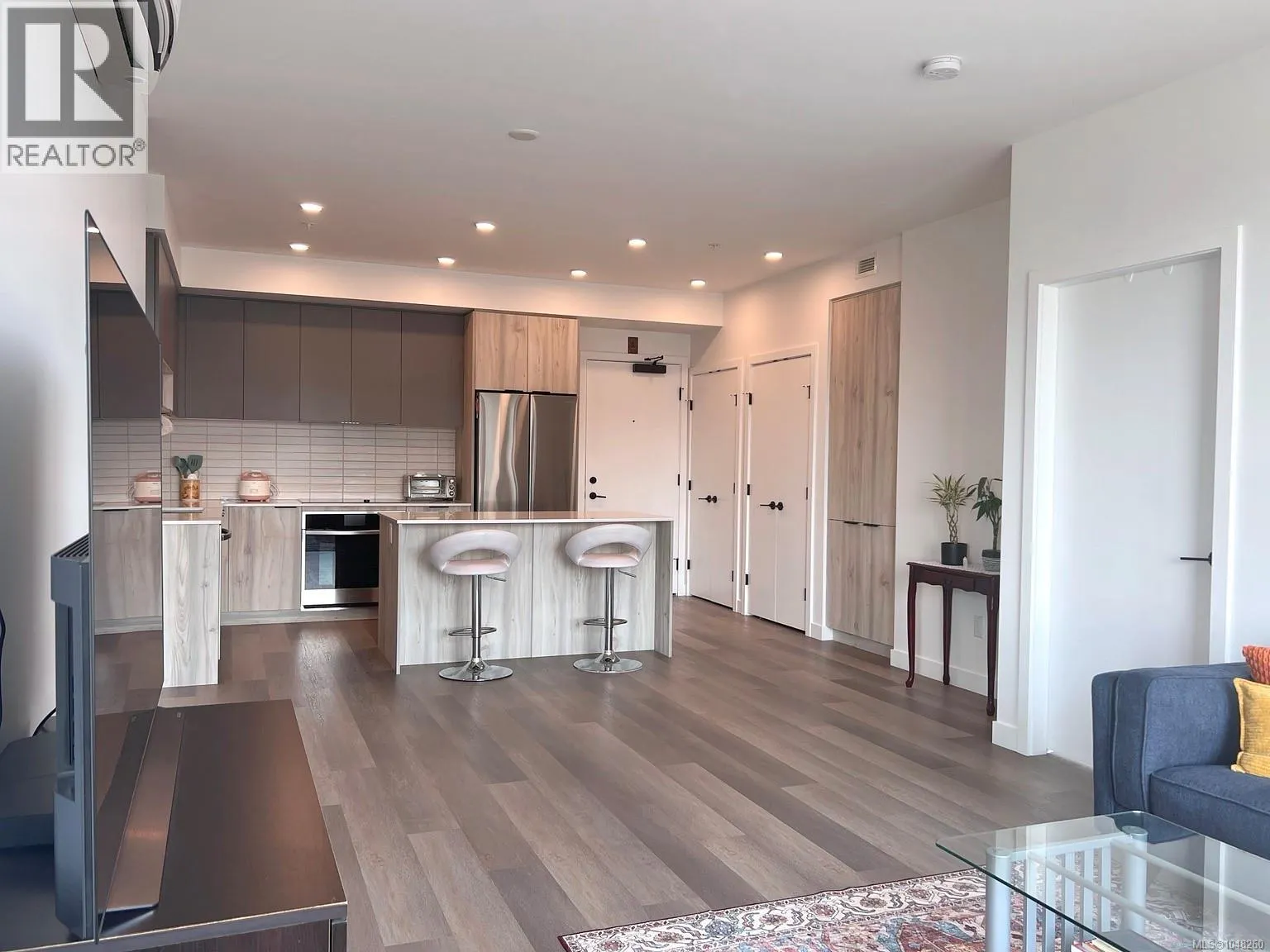 311 3564B Ryder Hesjedal Way