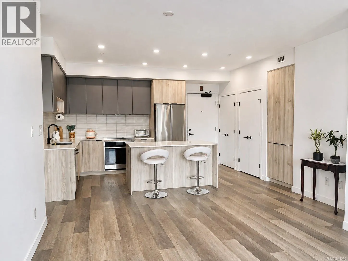 311 3564B Ryder Hesjedal Way