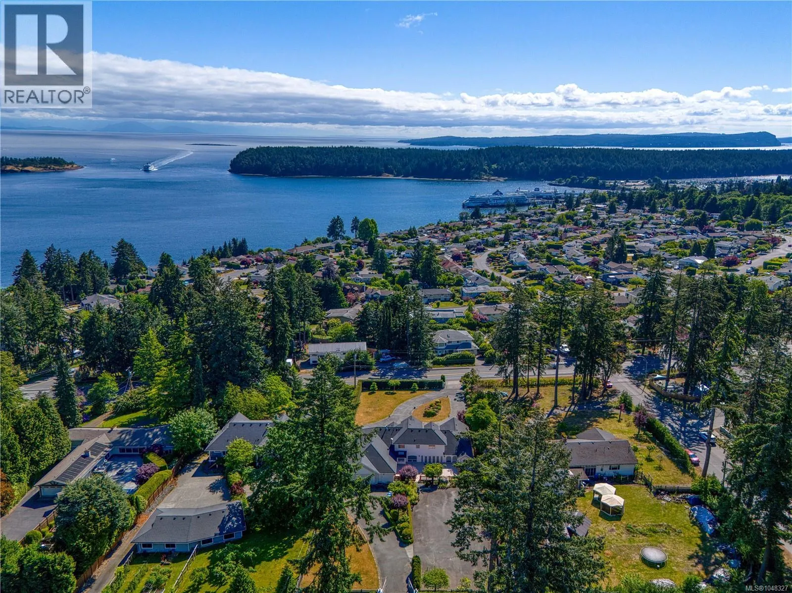 2415 Departure Bay Rd
