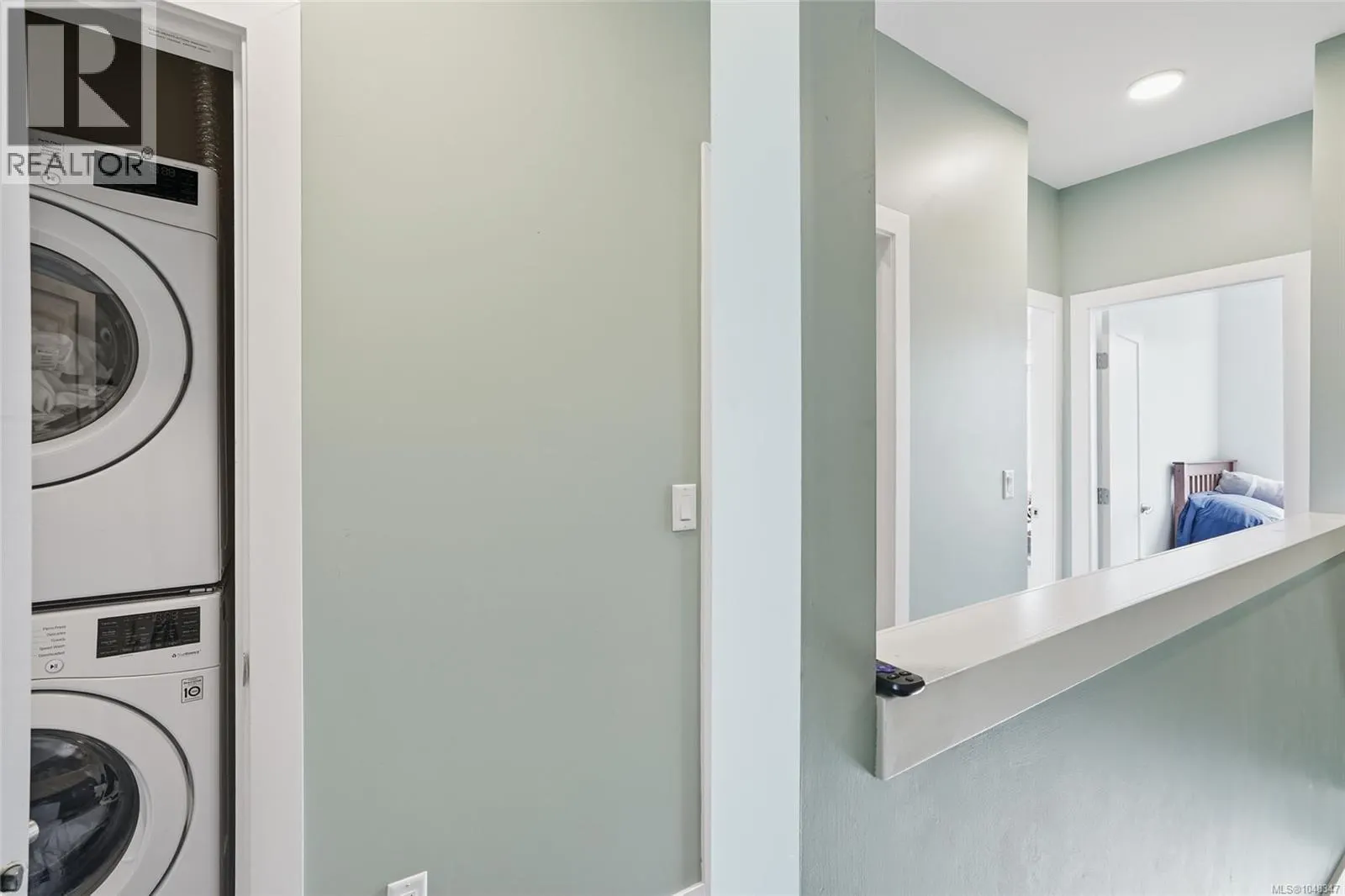 104 1726 Kerrisdale Rd