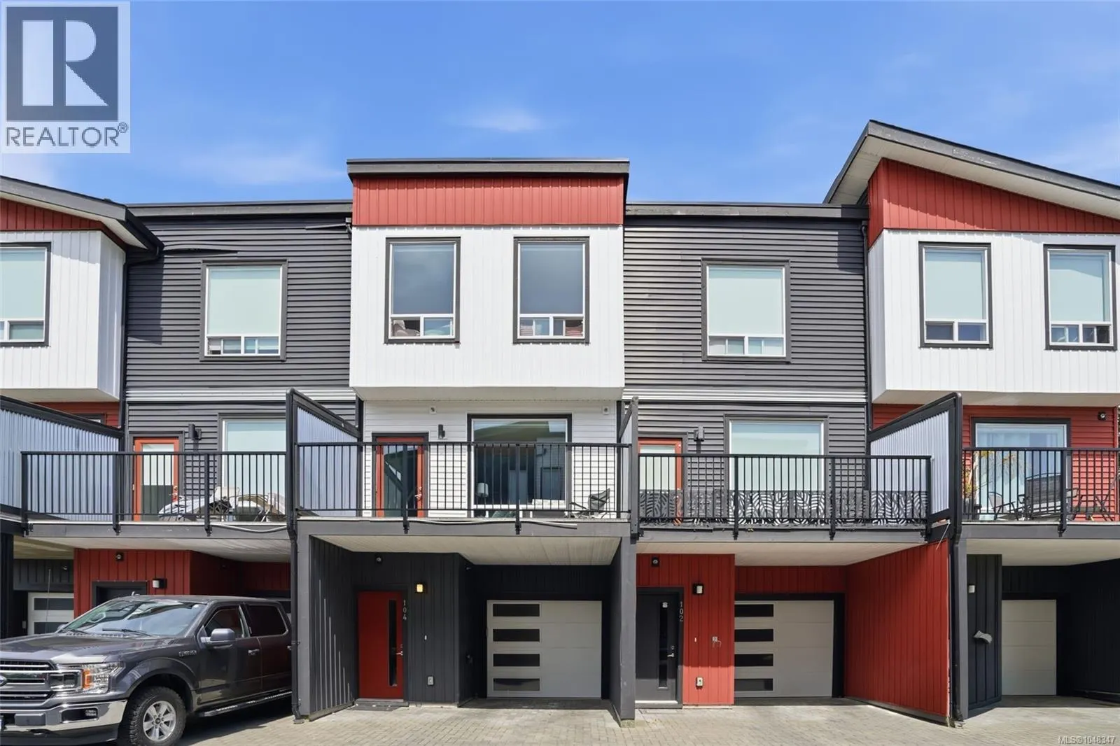 104 1726 Kerrisdale Rd