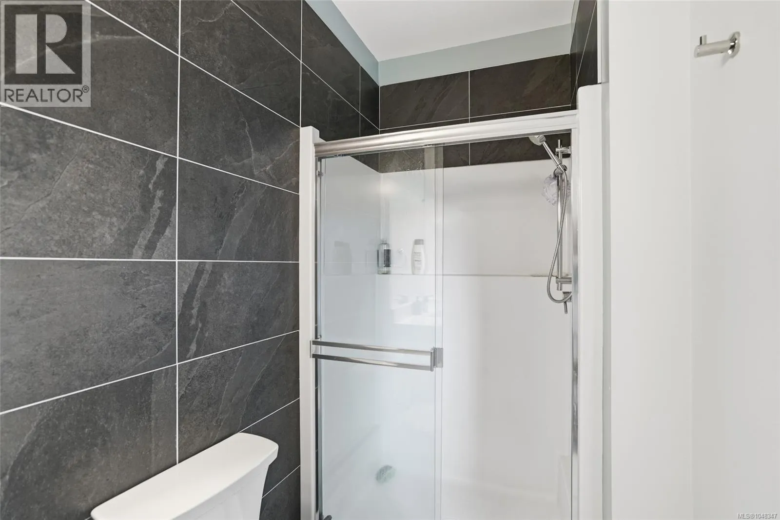 104 1726 Kerrisdale Rd