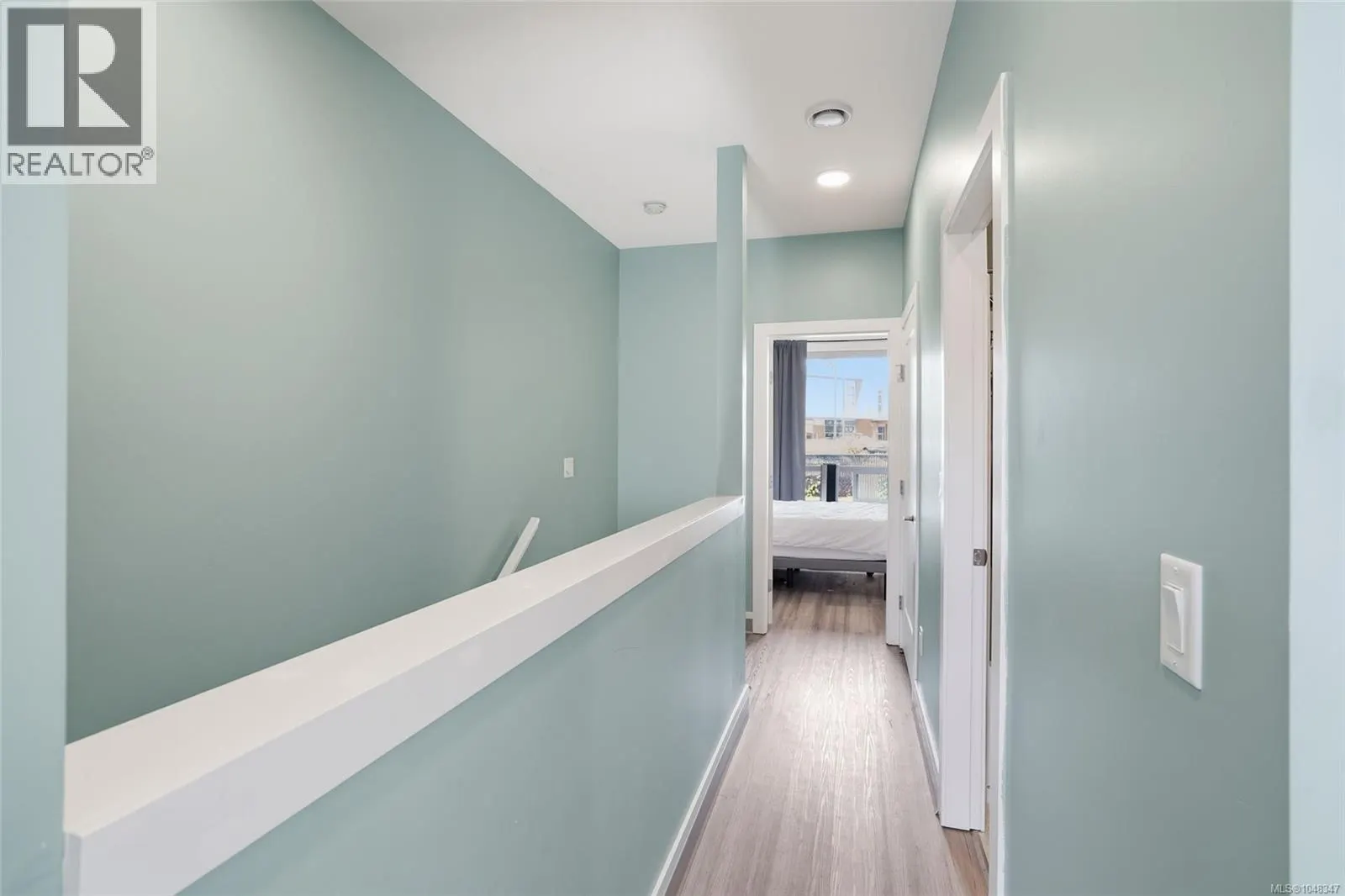 104 1726 Kerrisdale Rd