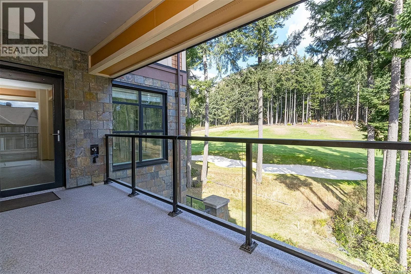 301 1400 Lynburne Pl