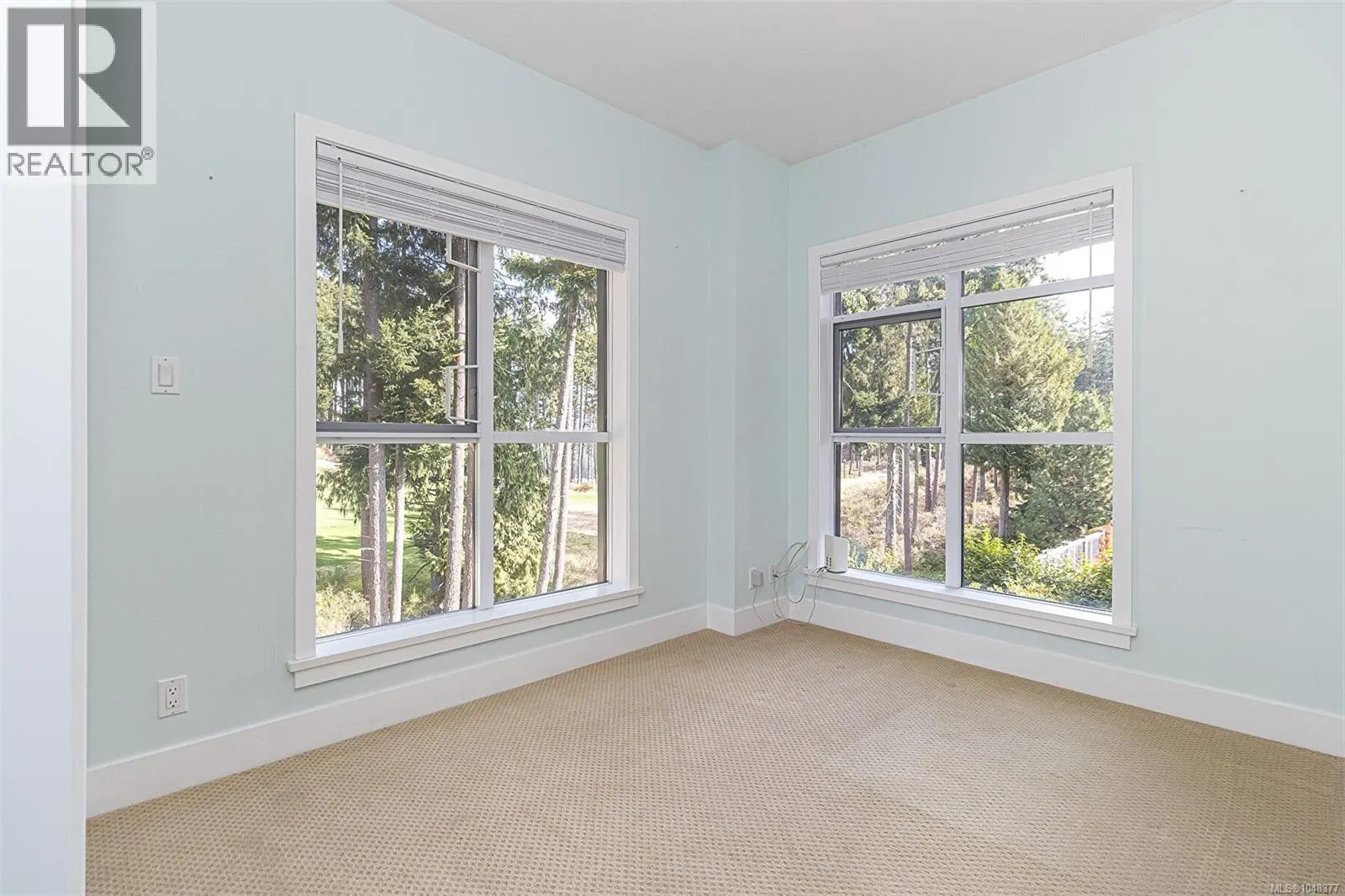301 1400 Lynburne Pl
