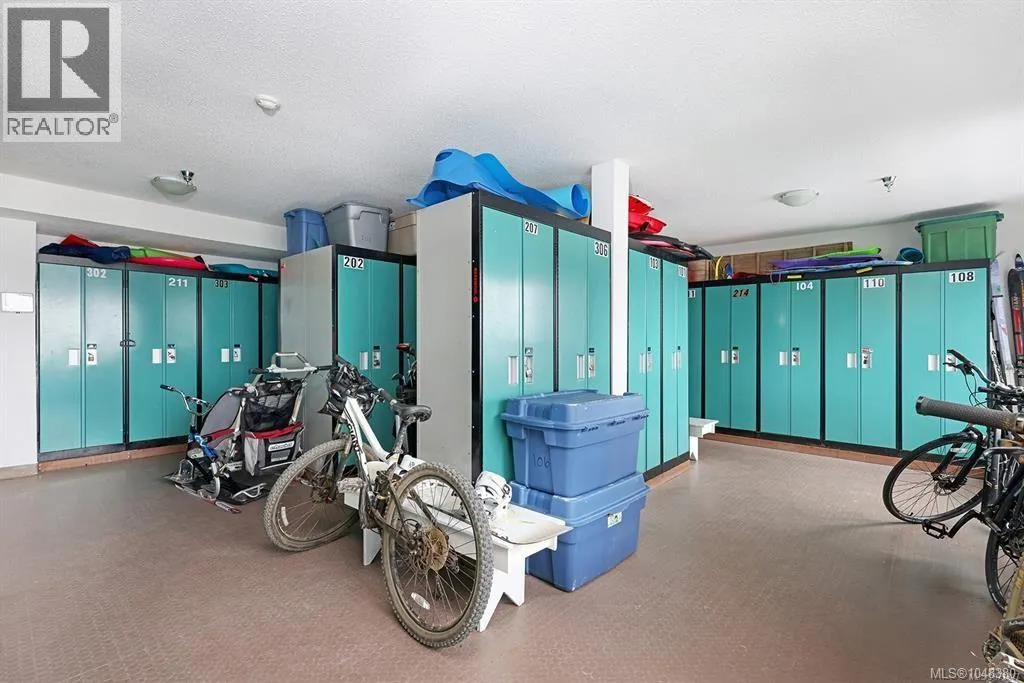 310 1105 Henry Rd