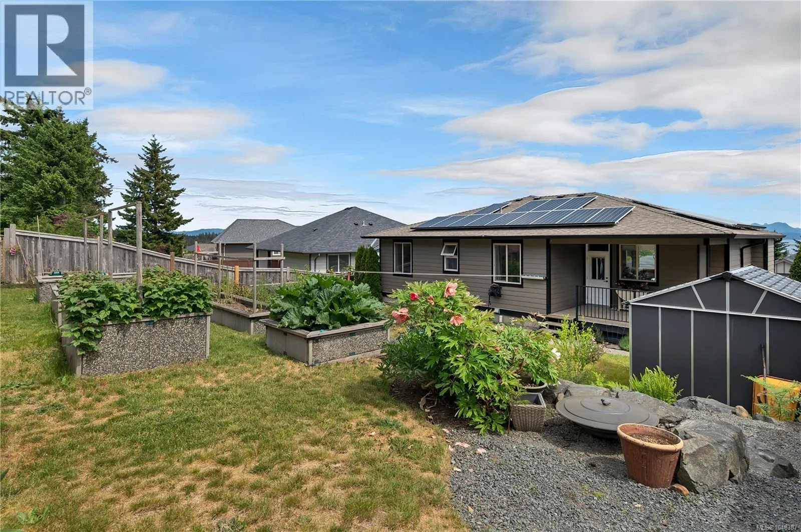 885 Timberline Dr