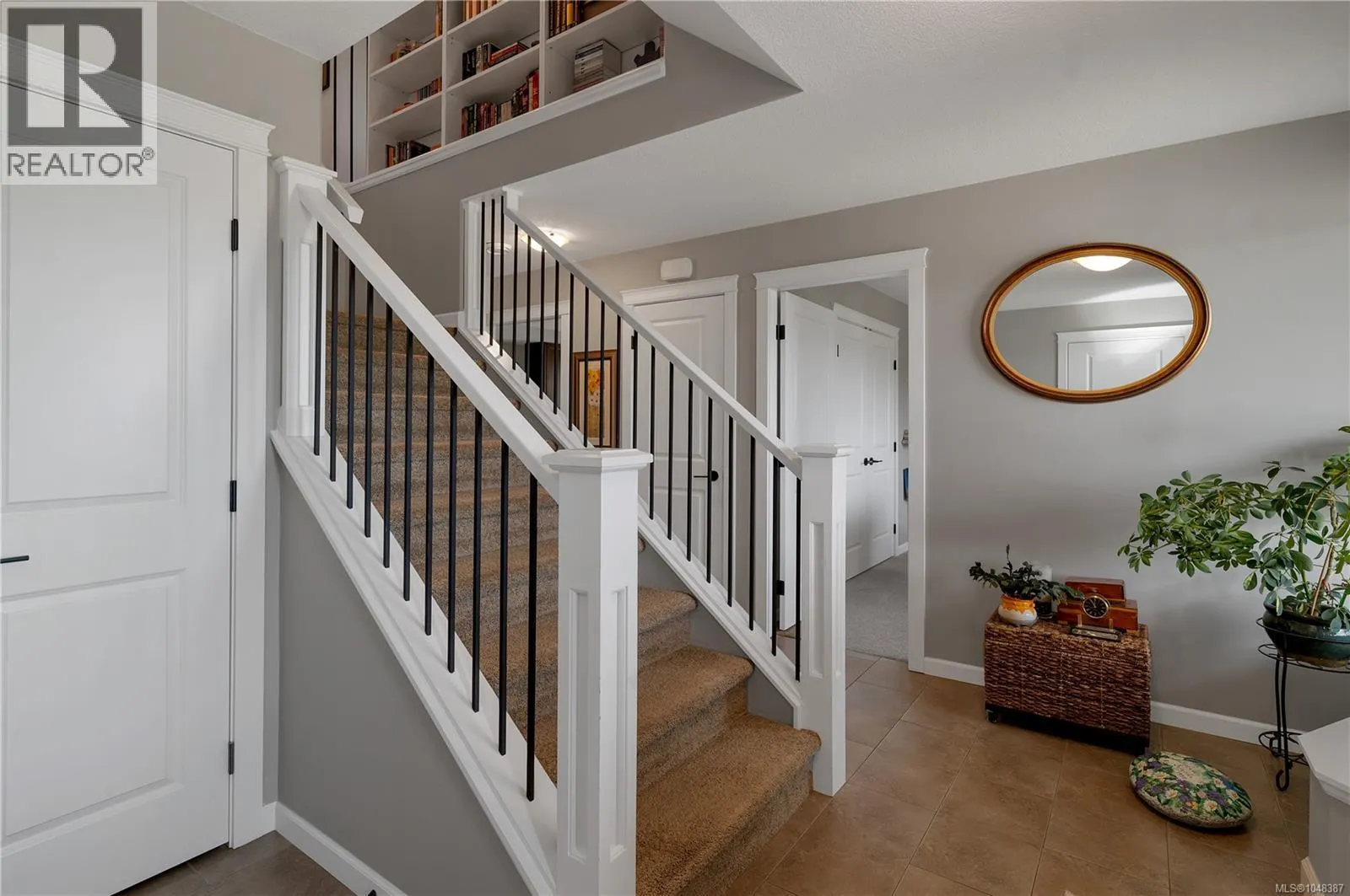 885 Timberline Dr
