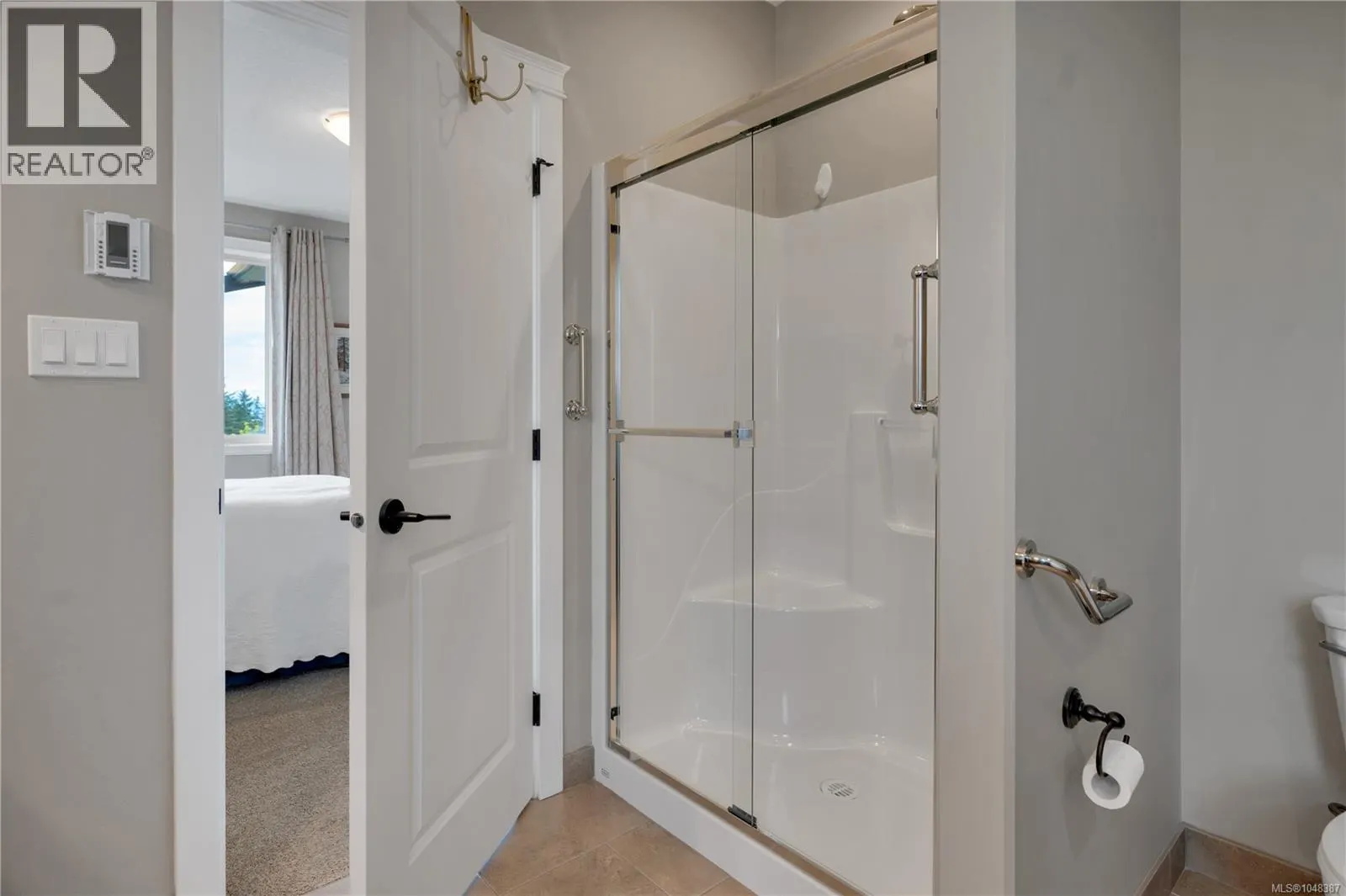 885 Timberline Dr
