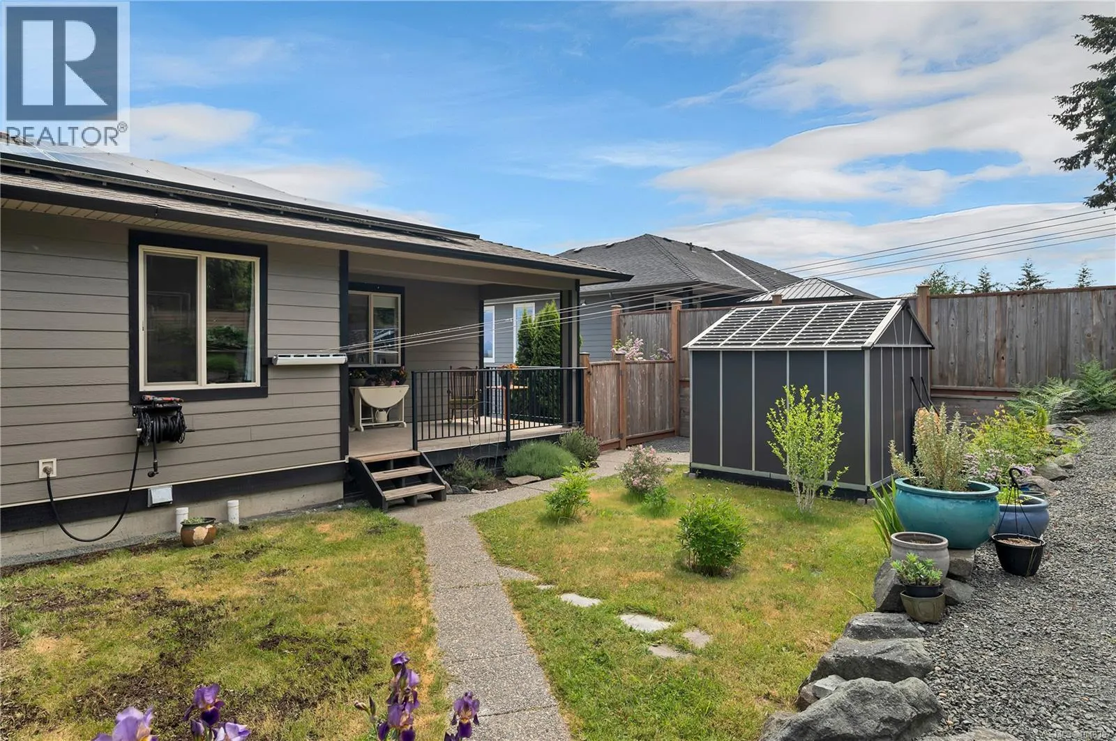 885 Timberline Dr