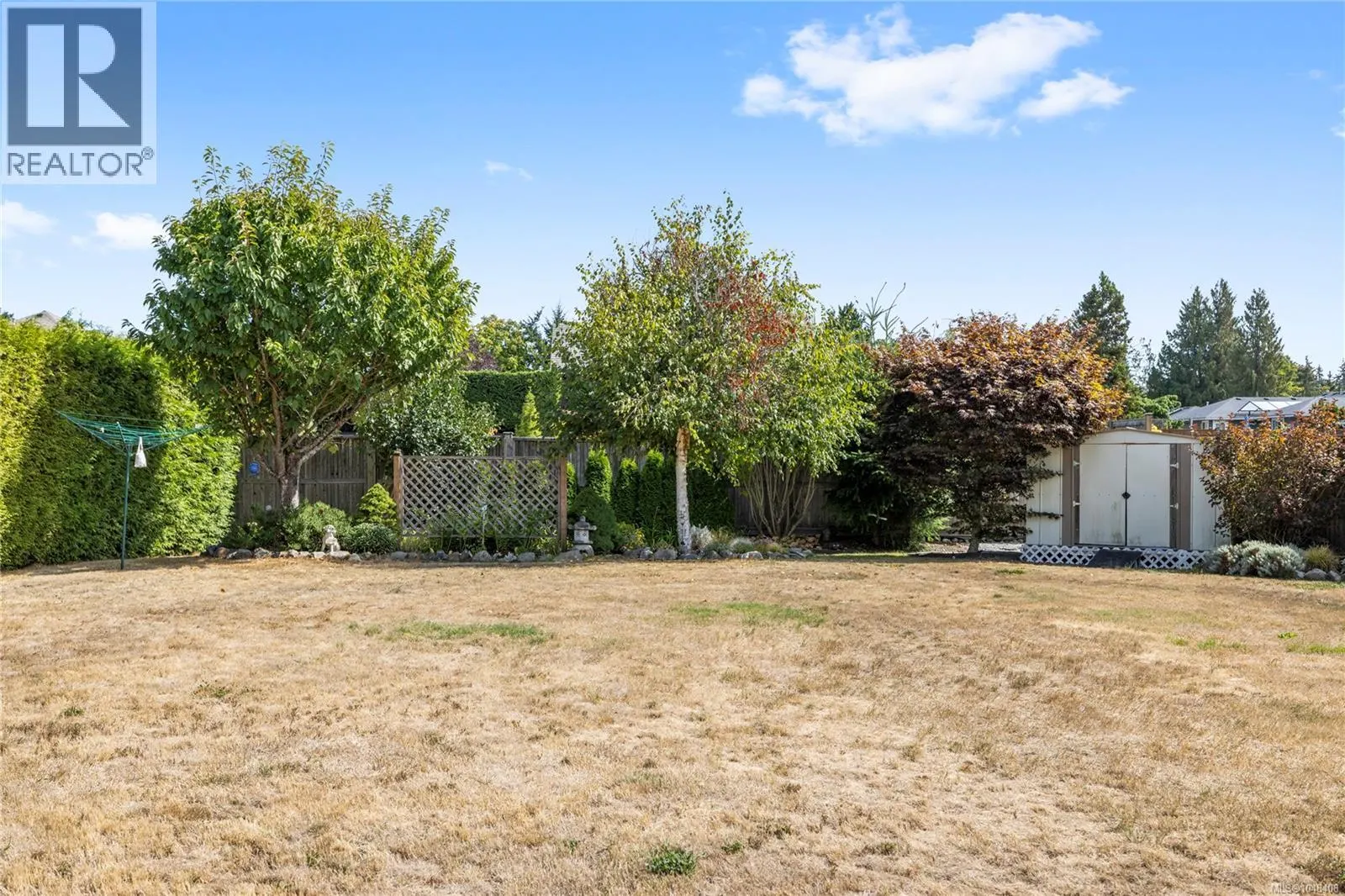 828 Sunray Rd