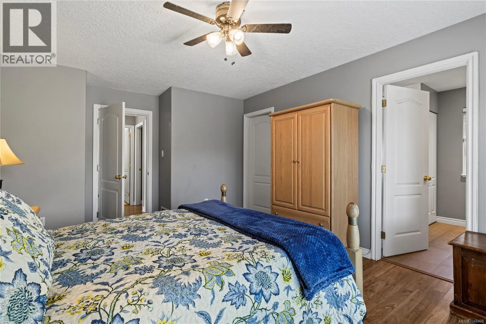 828 Sunray Rd