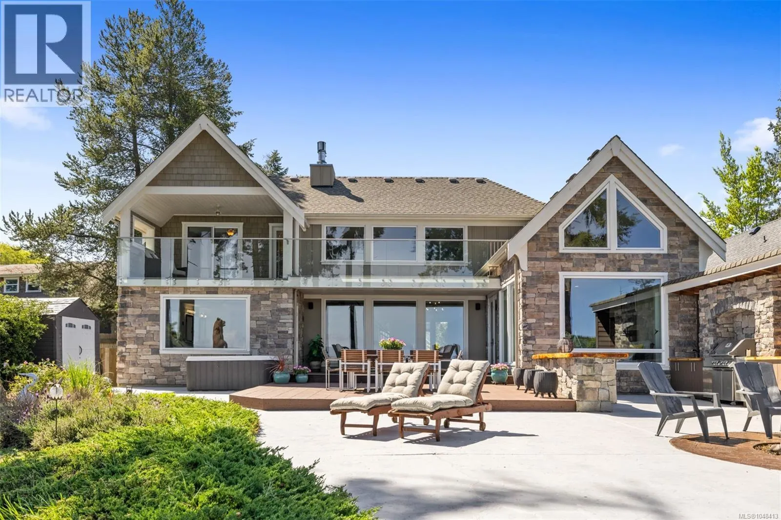 863 Cavin Rd