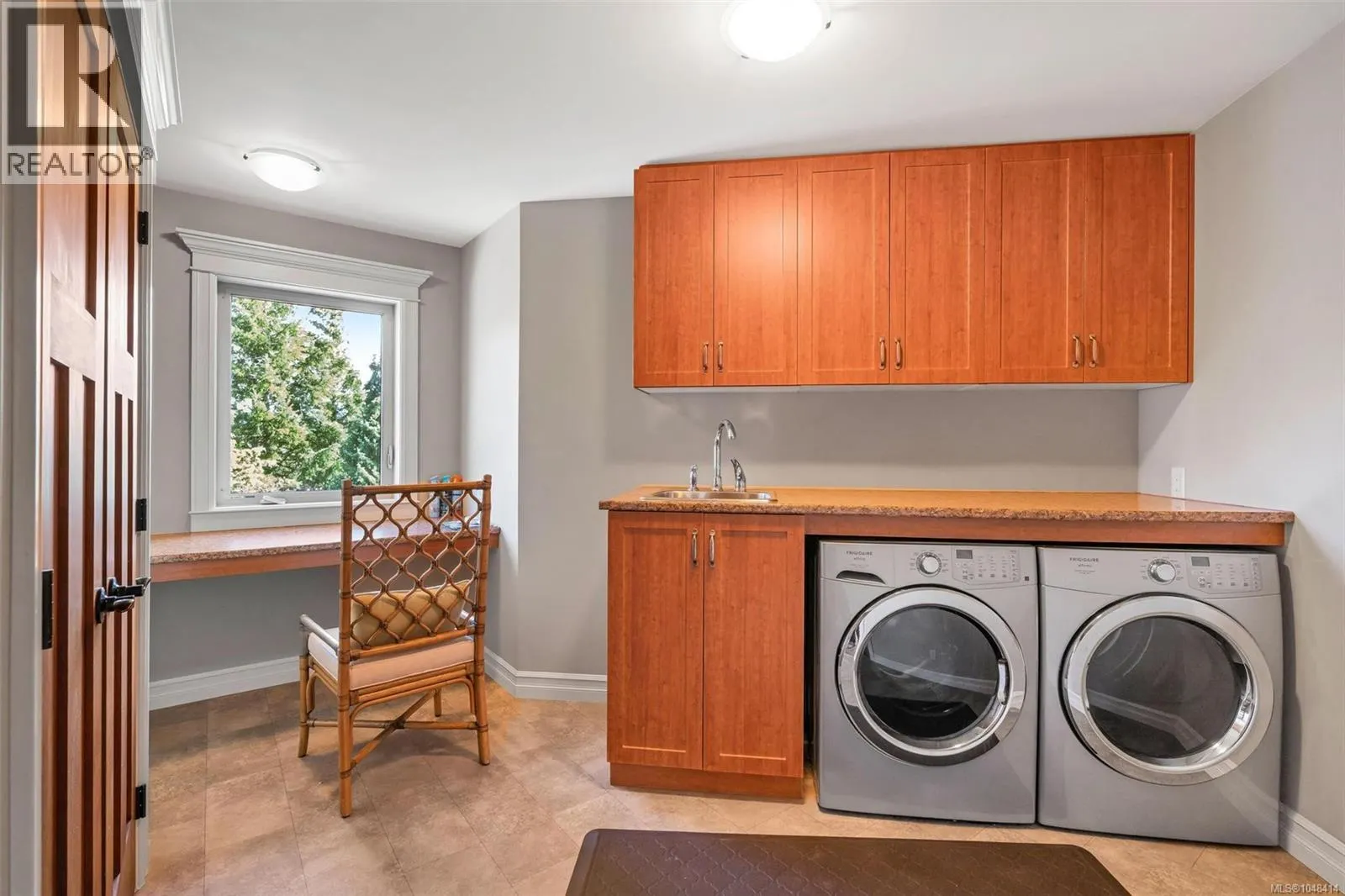 5365 Basinview Hts