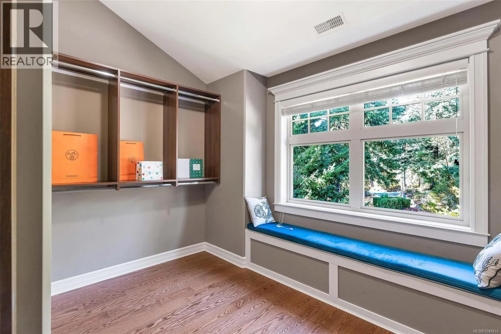 5365 Basinview Hts